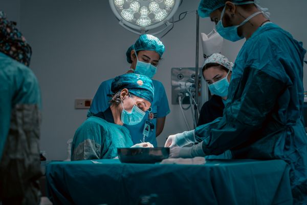 Les avantages récents de la chirurgie de la cataracte à Luxembourg
